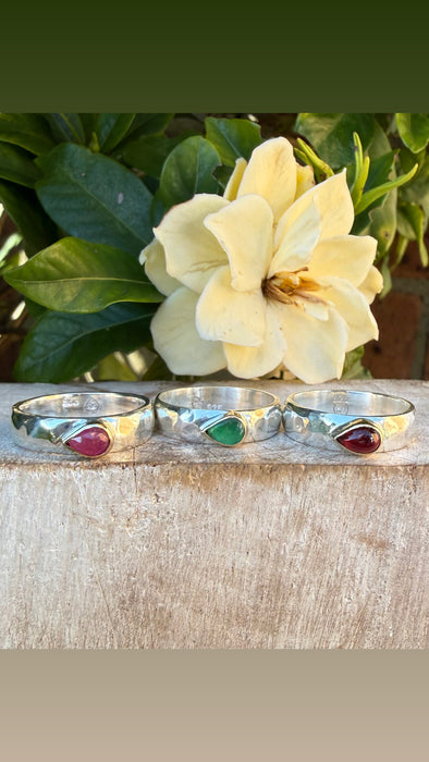 Tear Shaped Red Garnet set in 9ct Gold - Sterling Silver Band