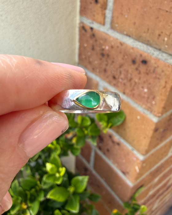 Tear Shaped Emerald set in 9ct Gold - Sterling Silver Band