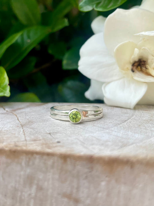 Faceted Peridot Gemstone Ring in Sterling Silver – Split Band Design - Kathy Sayce Jewellery