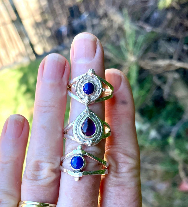 Round Lapis Lazuli Ring – Sterling Silver Split Band Gemstone Ring - Kathy Sayce Jewellery