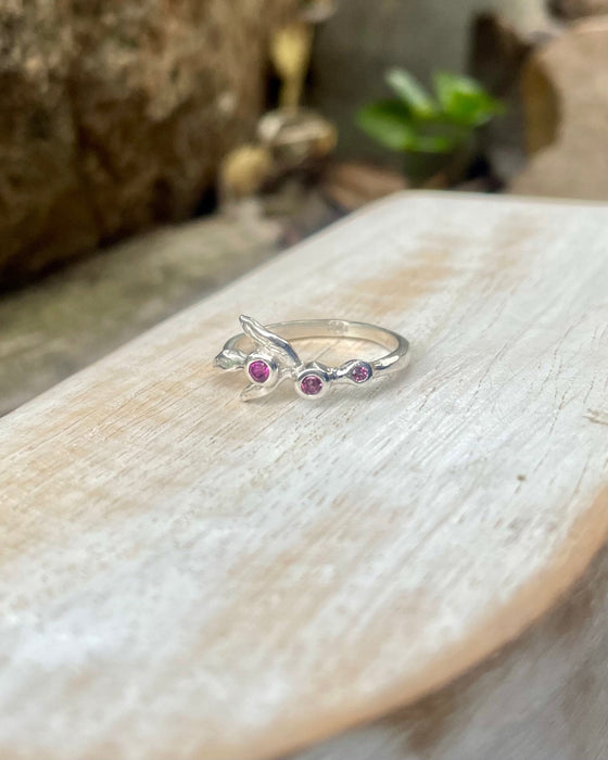 Sterling Silver Leaf Ring with Three Faceted Rhodolite Garnets – Nature - Inspired Garnet Jewellery - Kathy Sayce Jewellery